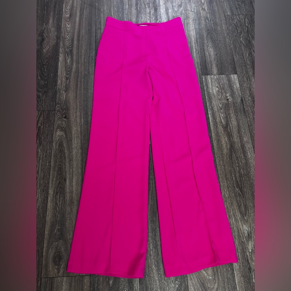 Zara High-Waist Wide-Leg Trousers in a vibrant fuchsia szSmall -440